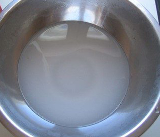 soda was mixed with water in a pot
